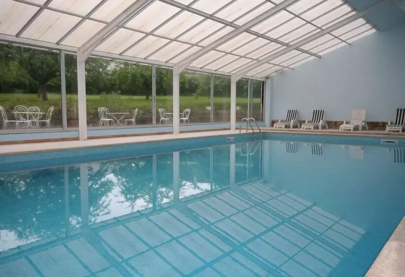 호텔 Logis Hôtel Relais Paris Bale Restaurant La Mangeoire