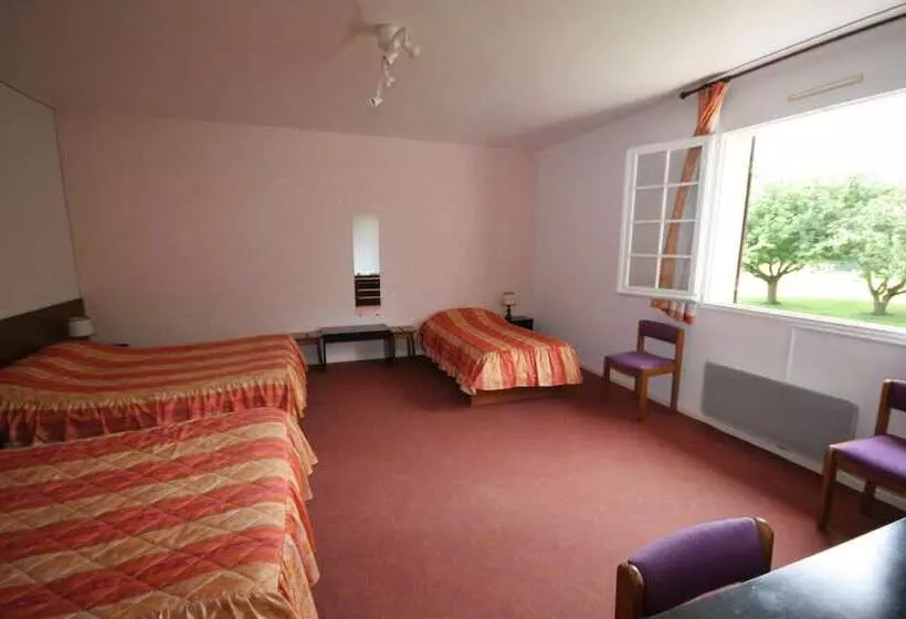 호텔 Logis Hôtel Relais Paris Bale Restaurant La Mangeoire