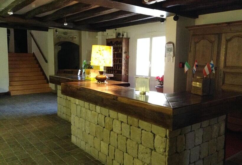 酒店 Logis Hôtel Relais Paris Bale Restaurant La Mangeoire