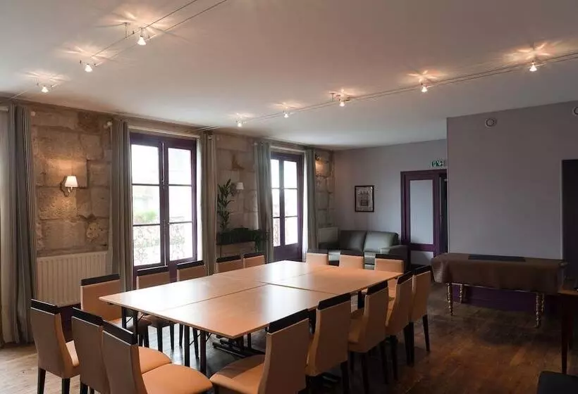 Logis Hotels Les Glycines