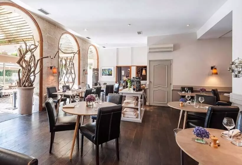 Logis Hotels Les Glycines