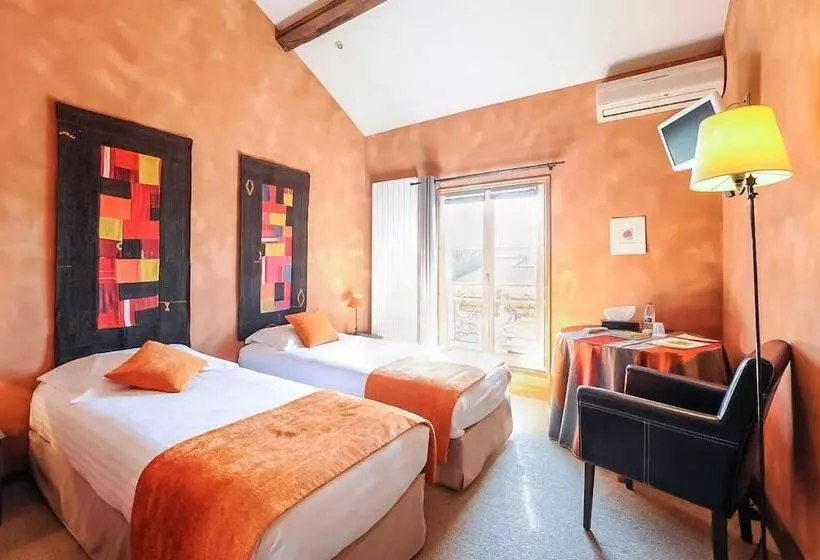 Logis Hotels Les Glycines