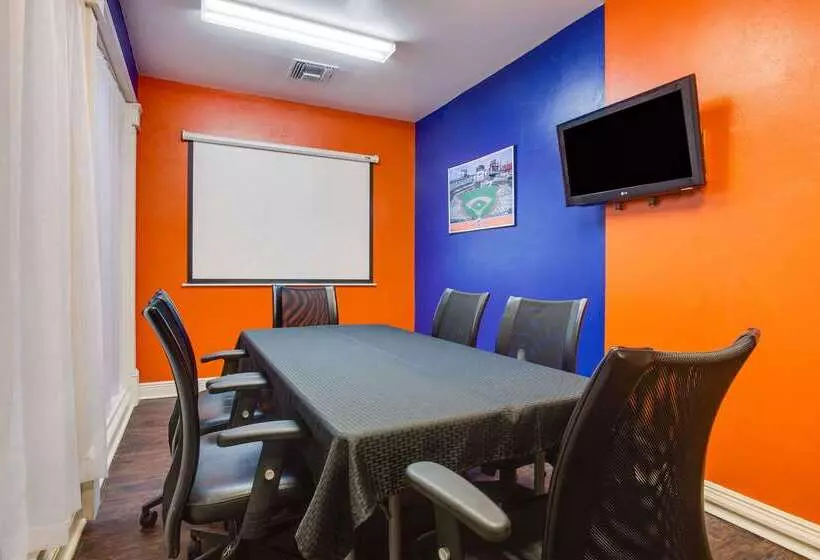 ホテル Mainstay Suites At Pga Village