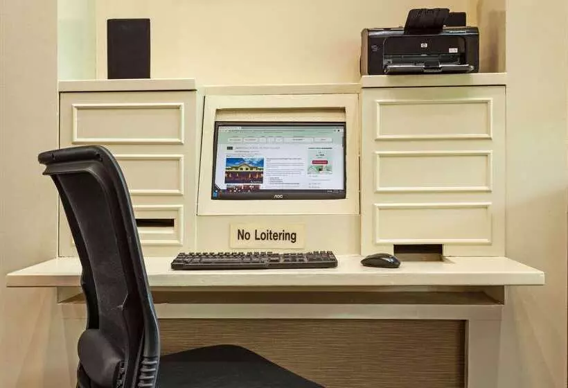 ホテル Mainstay Suites At Pga Village