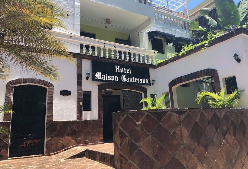 هتل Maison Gautreaux