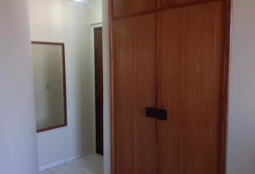 ホテル Vitoria Palace