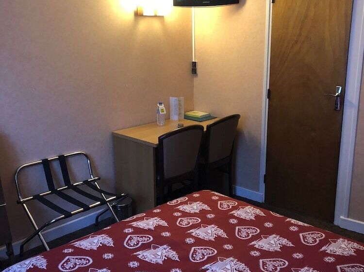 هتل Hôtel Le Perce Neige