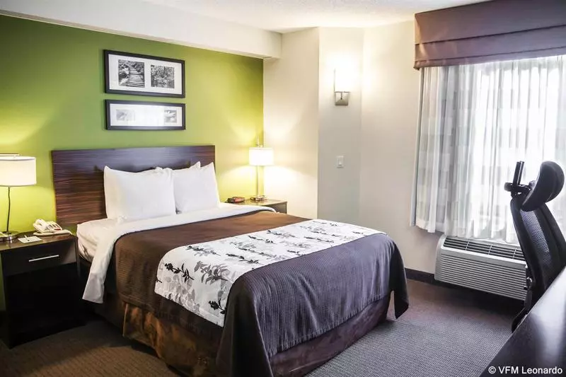 Отель Sleep Inn Woodbridge   Potomac Mills