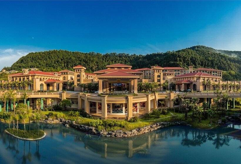 Felton Grand Hotel Bazhong