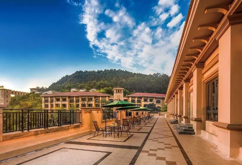 Felton Grand Hotel Bazhong