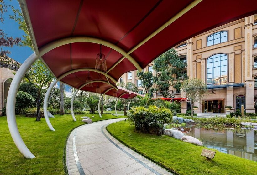 Felton Grand Hotel Bazhong