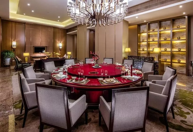 Felton Grand Hotel Bazhong