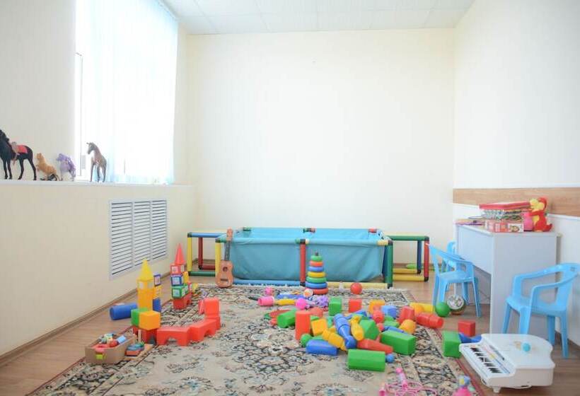 簡易ホテル Park Hotel Shinkar