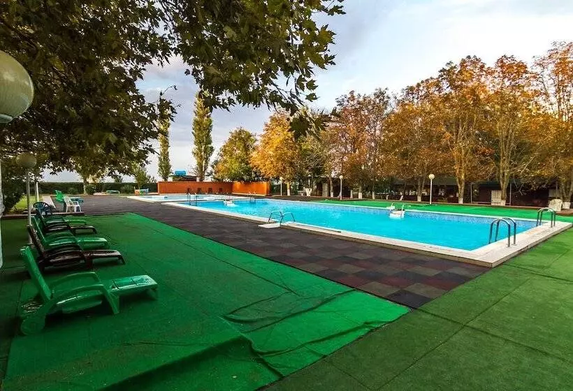 Hostelli Park Hotel Shinkar