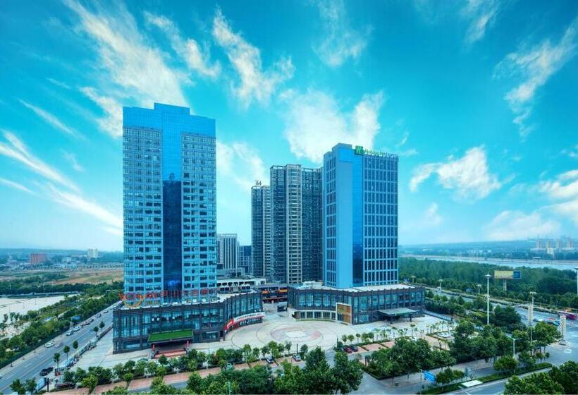 Hotel Holiday Inn Express Luoyang Yichuan, An Ihg