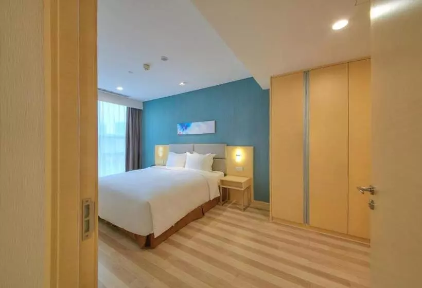 Hotelli Holiday Inn Express Luoyang Yichuan, An Ihg