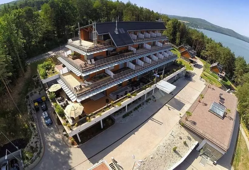 Hotelli Zelena Laguna