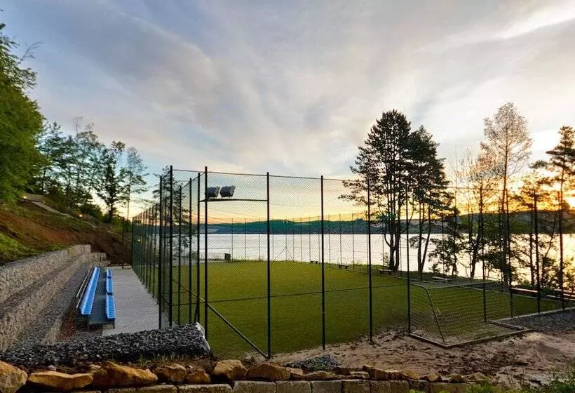 Hotelli Zelena Laguna