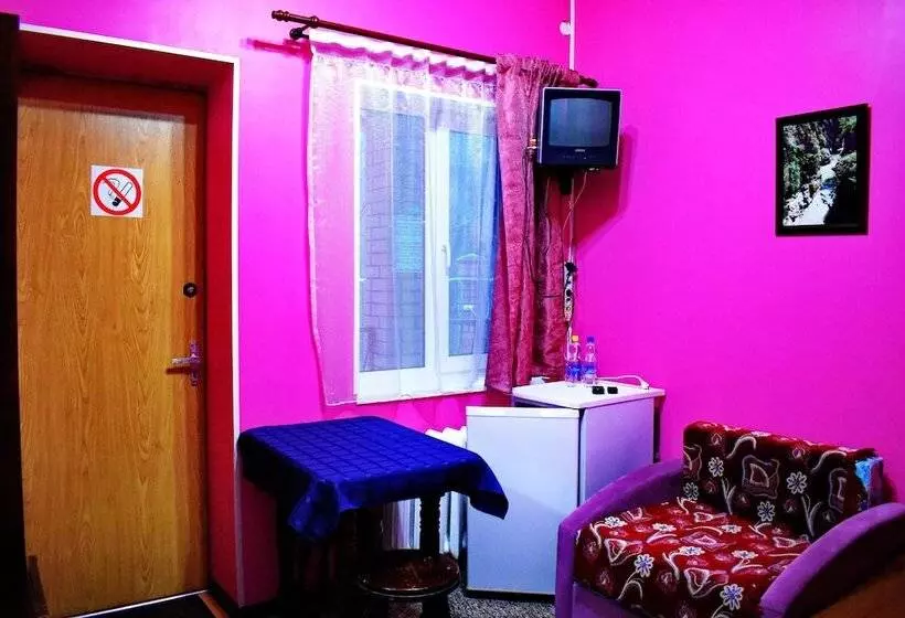 پانسیون Guesthouse Tourist