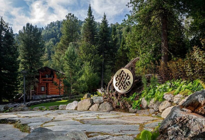 渡假胜地  Altay Village Teletskoe