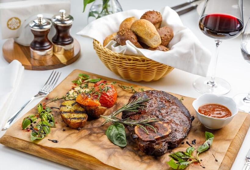 渡假胜地  Altay Village Teletskoe