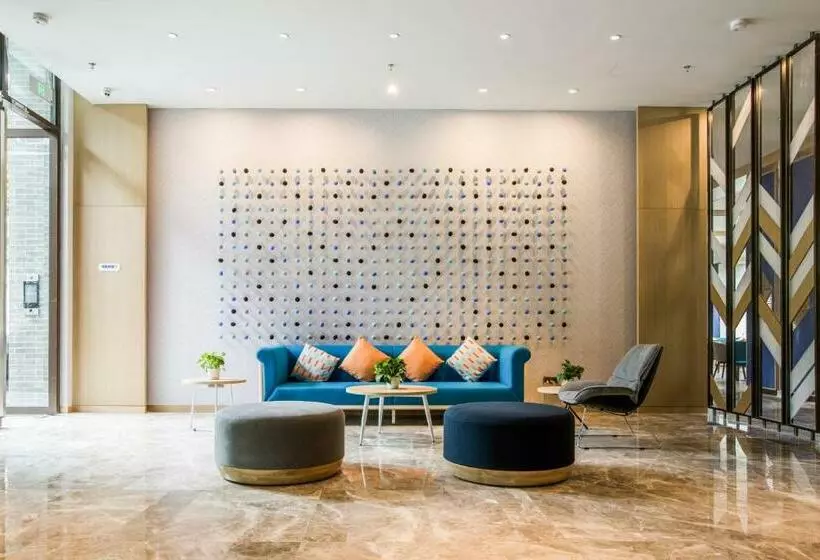 Hotelli Holiday Inn Express Guizhou Qinglong, An Ihg