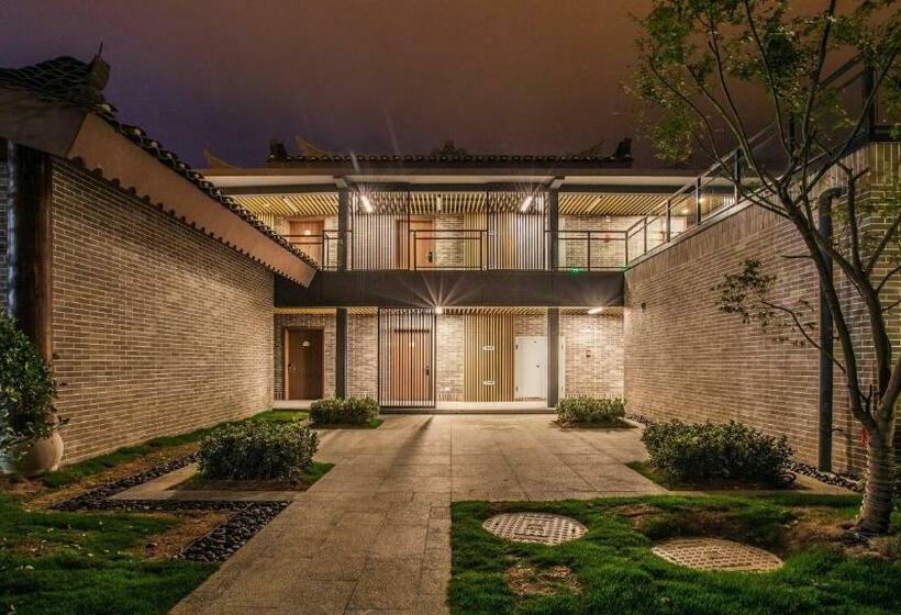 호텔 Holiday Inn Express Guizhou Qinglong, An Ihg