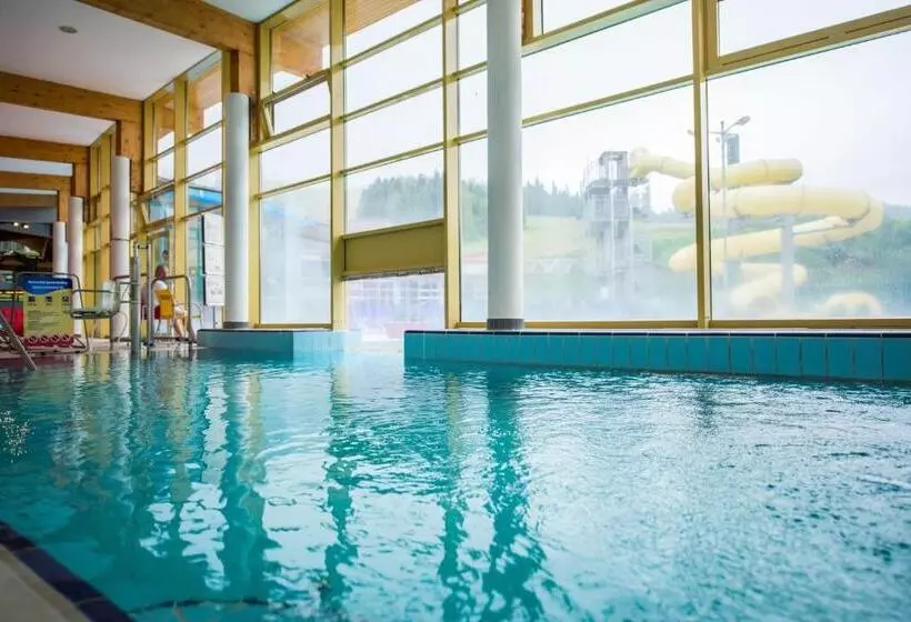 Lomakeskus Meander Thermal & Ski Rezort Oravice