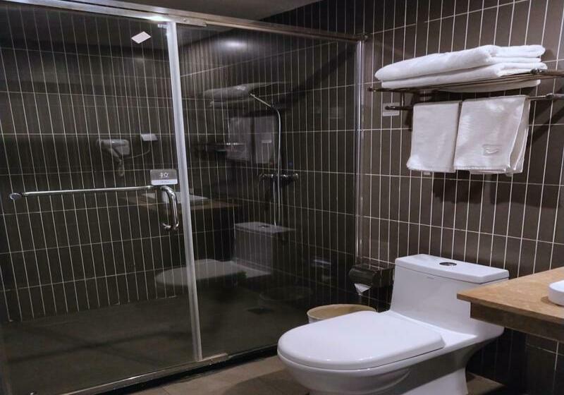 Thank Inn Plus Hotel Jiangxi Fuzhou Jinxi County Government Square