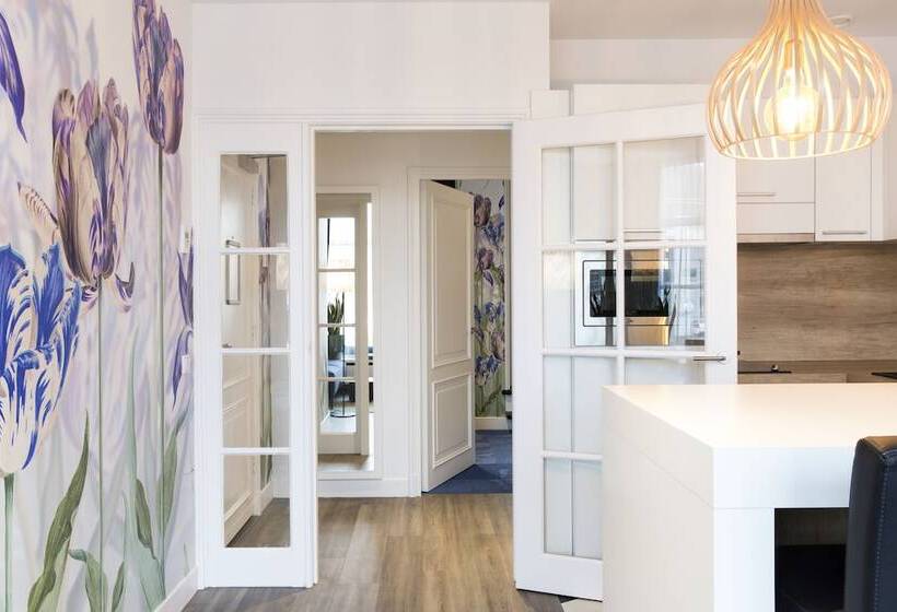 Eden Studios And Apartments