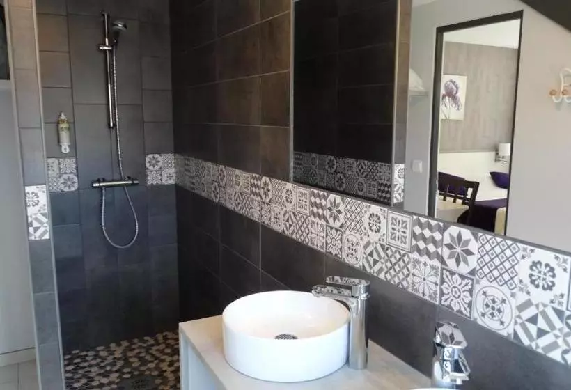 호텔 Hôtel Restaurant Chaleatsapet