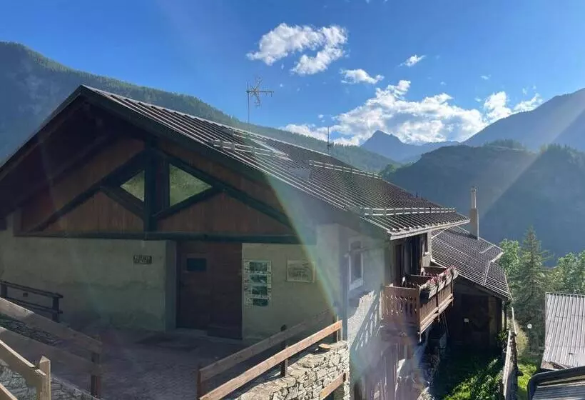 בית מלון כפרי Chalet Bellevue