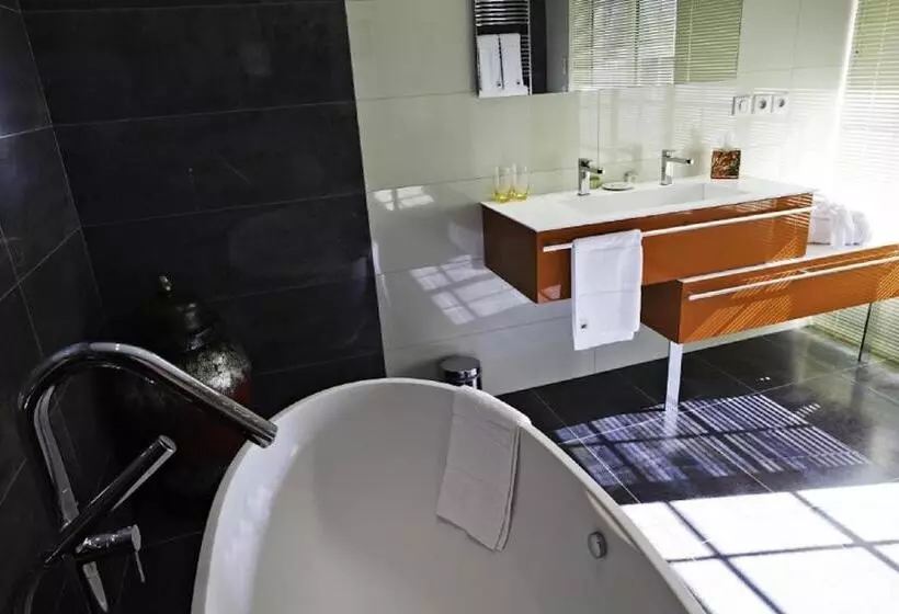 هتل Demeures & Châteaux La Belle Meuniere