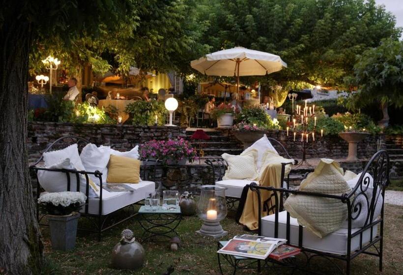 فندق Logis Hôtel Hostellerie Saint Jacques