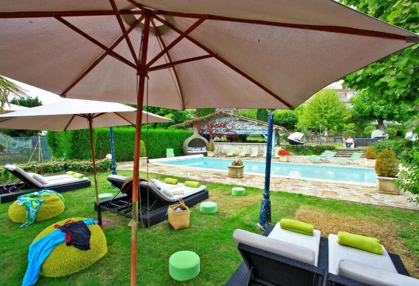 فندق Logis Hôtel Hostellerie Saint Jacques