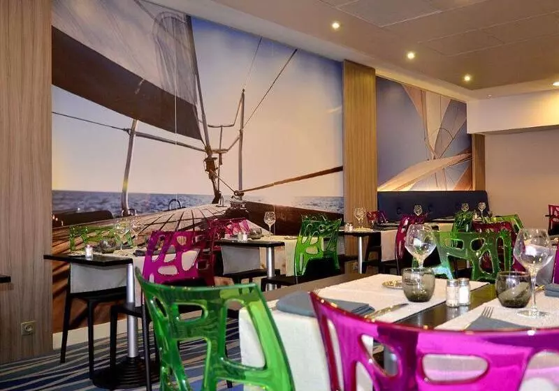 Отель Ibis Styles St Gilles Croix De Vie Centreville