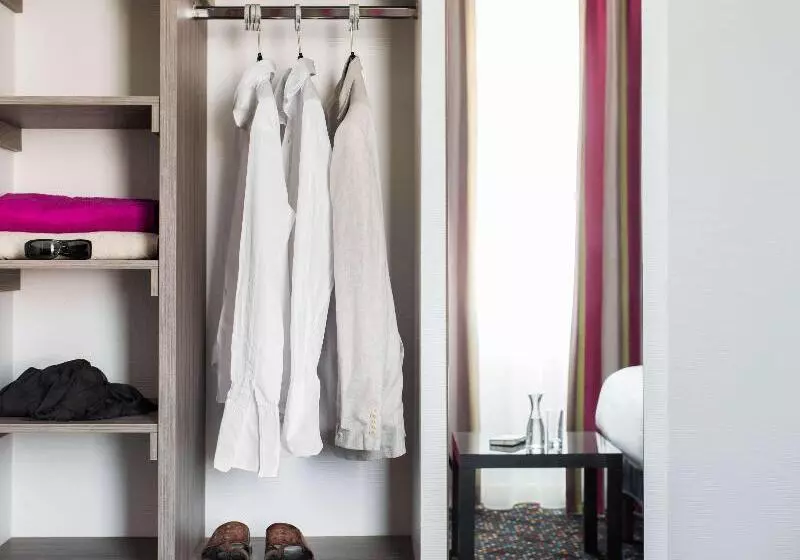 Отель Ibis Styles St Gilles Croix De Vie Centreville