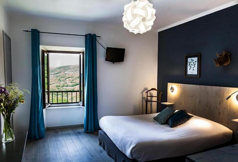 فندق Logis Hôtel Restaurant La Mère Biquette