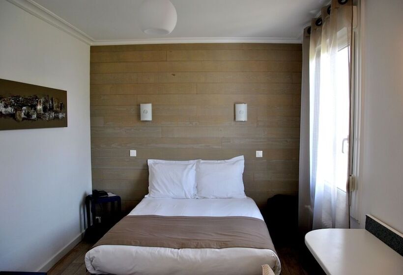 هتل Logis Hermitage