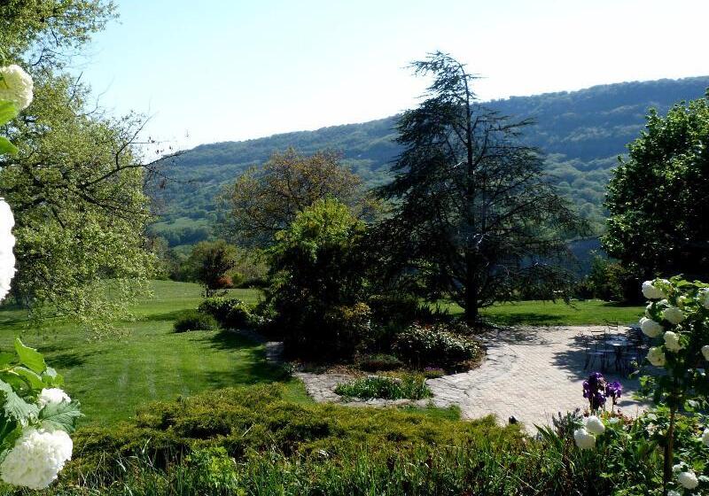 فندق Logis Hôtel Restaurant La Mère Biquette