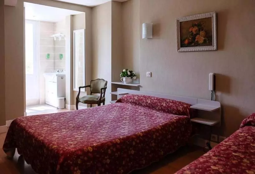 Hotelli Hôtel Piellenia