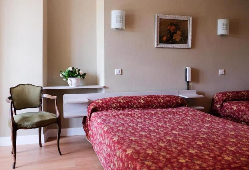 فندق Hôtel Piellenia