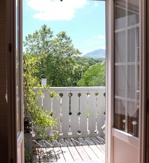 فندق Hôtel Piellenia