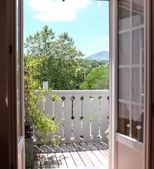 Hotelli Hôtel Piellenia