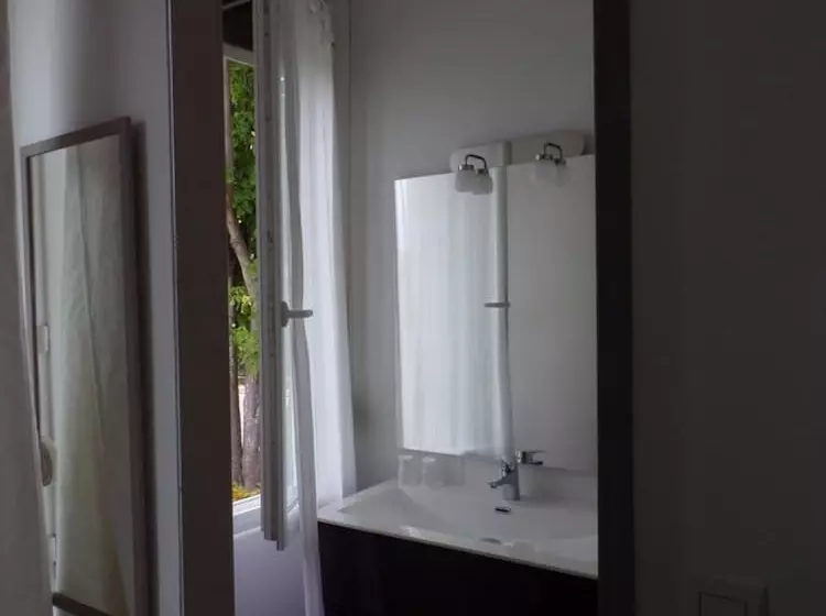 Отель Restaurant Le Bosquet