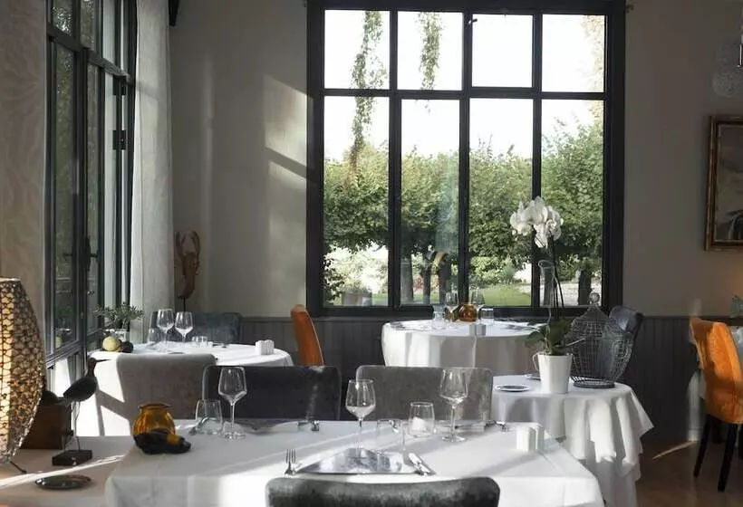Отель Restaurant Le Bosquet
