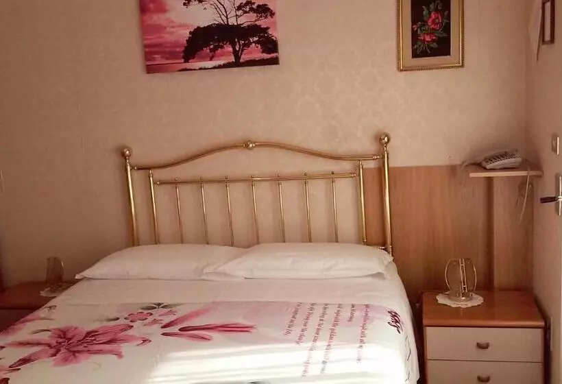 モーテル Albergo Luca