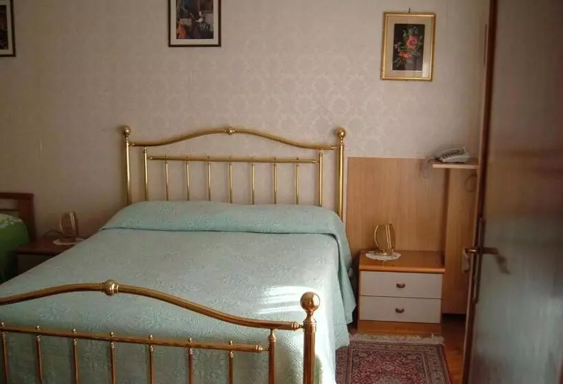 モーテル Albergo Luca