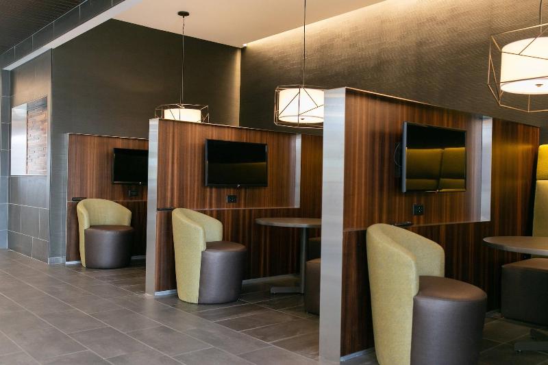 هتل Courtyard Elkhart