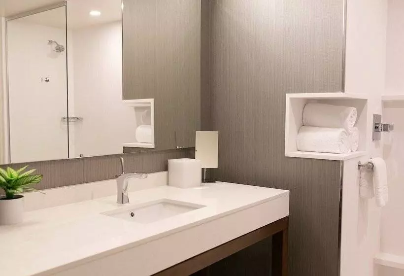 ホテル Courtyard Elkhart